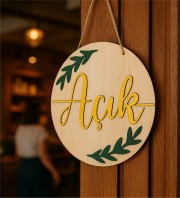 Kapı Süsü -Açık/Kapalı- Yazılı İş Yerleri İçin Ahşap Tabela ile Ziyaretçilerinizi Şıkça Yönlendirin