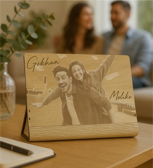 Modern Çerçeveli Ahşap Fotoğraf - Kişiye Özel Tasarım Hediye ile Sevdiklerinize Anlamlı ve Kalıcı Bir Anı Sunun Modern Çerçeveli Ahşap Fotoğraf - Kişiye Özel Tasarım Hediye ile Sevdiklerinize Anlamlı ve Kalıcı Bir Anı Sunun