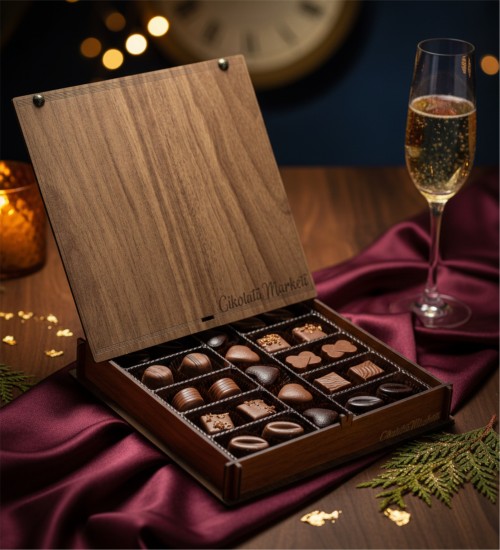 Ahşap Kutulu Hediyelik Çikolata - Lezzetli ve Özel Tasarım! - Hem Göz Alıcı Hem Damakta Kalan Bir Armağan