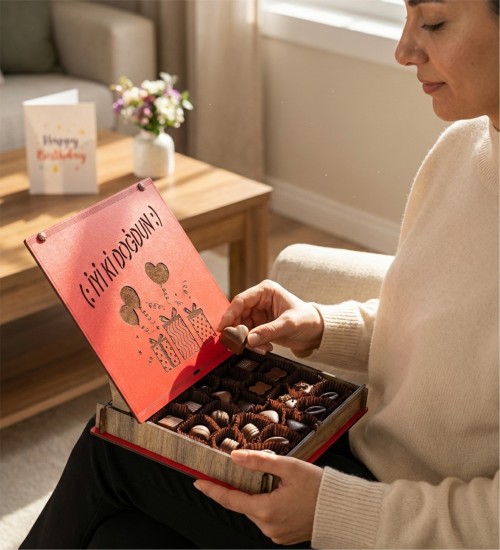 Doğum Günü Hediyesi -İyi Ki Doğdun- Yazılı Kutu Çikolata ile Sevgi Dolu Kutlamalara Tatlı Bir Dokunuş