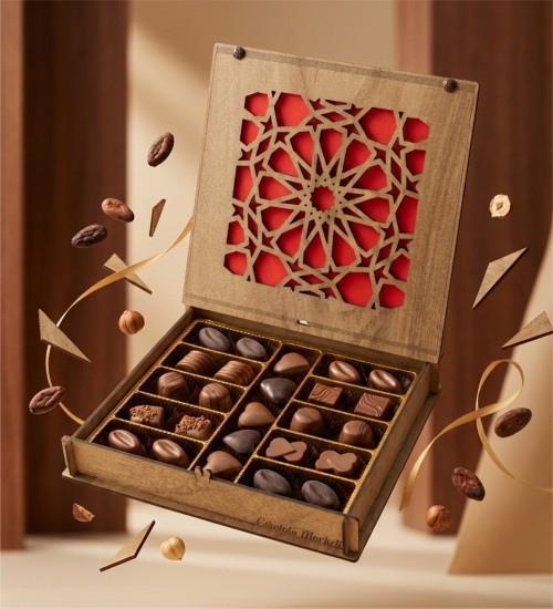 Hediyelik Çikolata - Selçuklu Yıldızı Motifli Ahşap Kutuda, Gelenekten İlham Alan Zarif Bir Sunum