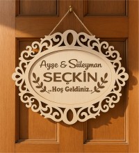 Kapı İsimliği - Doğal Renkli Ahşap, Kişiye Özel Lazer Tasarım ile Evinize Özgün Bir Dokunuş Katın Kapı İsimliği - Doğal Renkli Ahşap, Kişiye Özel Lazer Tasarım ile Evinize Özgün Bir Dokunuş Katın