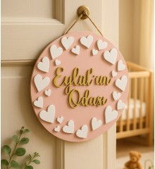 İsimli Kapı Süsü - Kalpli Tasarım Ahşap Kız Bebek/Çocuk Odası için Sevgi Dolu Bir Karşılama