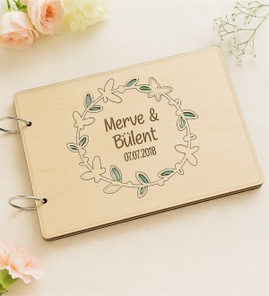 Kendin Yap Fotoğraf Albümü - İsimli, Tarihli ve Çiçek Desenli Özel Tasarım - Anılarınızı Çiçeklerle Süsleyin Kendin Yap Fotoğraf Albümü - İsimli, Tarihli ve Çiçek Desenli Özel Tasarım - Anılarınızı Çiçeklerle Süsleyin