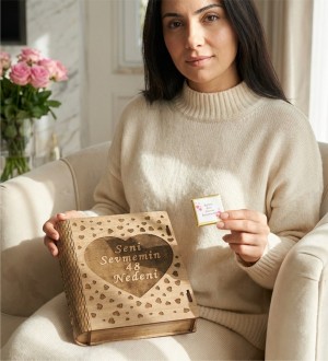 Kitap Kutulu, Şık Hediye Çikolata - Seni Sevmemin 48 Nedeni - Aşkı Anlatmanın En Tatlı ve Anlamlı Yolu