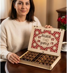 Kız İsteme Çikolatası - Büyük Boy İsimli & Tarihli Söz/Nişan için Geleneksel Anlara Tatlı Bir Dokunuş