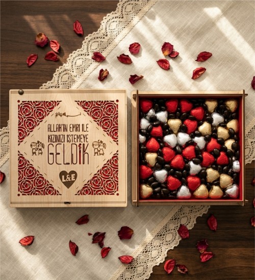 Kız İsteme Çikolatası - Kişiye Özel, Harfli, Kalpli, Drajeli Şık Sunum - Kız İstemenin En Tatlı Yolu