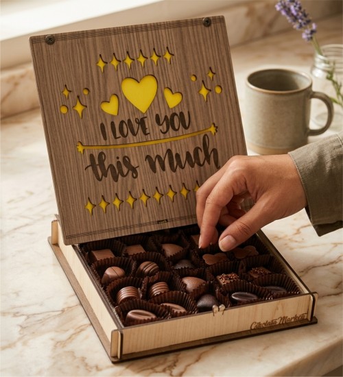Kutulu Hediyelik Çikolata -I Love You This Much- Yazılı Ahşap ile Sevginizi Tatlı Bir Cümleyle Dile Getirin
