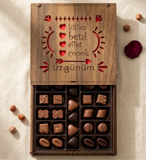 Özür Hediyesi Şık Çikolata Kutusu -Lütfen Beni Affet- Yazılı, İçten Bir Özrün En Lezzetli Hali