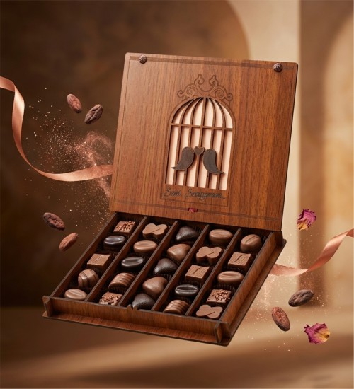 Sevgiliye Hediye Çikolata - Seni Seviyorum Yazılı Aşık Kuşlar ile Aşkınızı Sevimli ve Tatlı Bir Yolla Anlatın