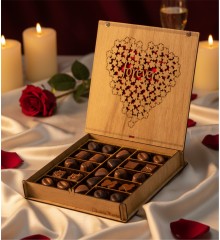 Şık, Kalpli Hediyelik Çikolata - Forever Yazılı Çiçek Desenli - Sevginizi Sonsuzlaştıran Zarif Bir Seçim