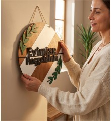 Kapı/Duvar Süsü - Ahşap+Pleksi Tasarım - Evimize Hoşgeldiniz Yazılı Modern ve Sıcak Bir Dekorasyon Seçeneği Kapı/Duvar Süsü - Ahşap+Pleksi Tasarım - Evimize Hoşgeldiniz Yazılı Modern ve Sıcak Bir Dekorasyon Seçeneği