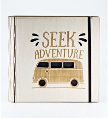Seyahat Fotoğraf Albümü -Seek Adventure- Yazılı Ahşap Tasarım - Anılarınızı Keşif Ruhu ile Saklayın