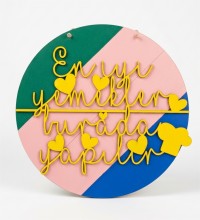 Duvar/Kapı Süsü Mutfak İçin - En İyi Yemekler Burada Yapılır Yazısı ile Ailenizin Kalbine Dokunun