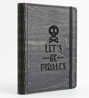 Let's Be Pirates Figürlü Ahşap Kapaklı Özel Üretim Şık Defter