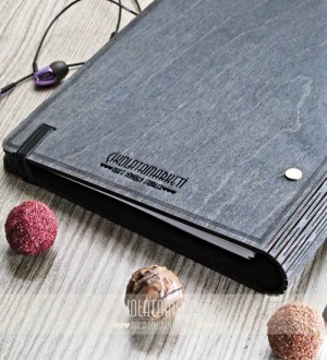 Let's Be Pirates Figürlü Ahşap Kapaklı Özel Üretim Şık Defter Let's Be Pirates Figürlü Ahşap Kapaklı Özel Üretim Şık Defter