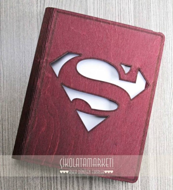 Süperman Logolu Ahşap Kapaklı Özel Üretim Şık Defter
