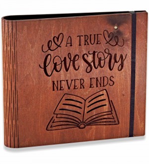 Fotoğraf Albümü -A True Love Story Never Ends- Yazılı, Ahşap ile Sonsuz Aşkınıza Sayfa Sayfa Tanıklık Edin Fotoğraf Albümü -A True Love Story Never Ends- Yazılı, Ahşap ile Sonsuz Aşkınıza Sayfa Sayfa Tanıklık Edin