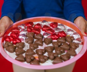 Hediyelik Çikolata: Sevdiklerinizi Mutlu Etmenin En Tatlı Yolu