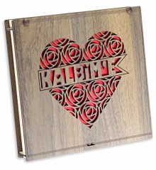 Hediye Çikolata Gül ve Kalp Desenli Kutuda -Kalbim'e- Yazılı - Romantik Anlara Özel Zarif Bir Sunum Hediye Çikolata Gül ve Kalp Desenli Kutuda -Kalbim'e- Yazılı - Romantik Anlara Özel Zarif Bir Sunum