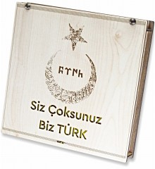Kutulu Hediye Çikolata -Siz Çoksunuz Biz Türk- Yazılı Ahşap - Anlam Yüklü, Milli Ruhlu Bir Lezzet Hediyesi