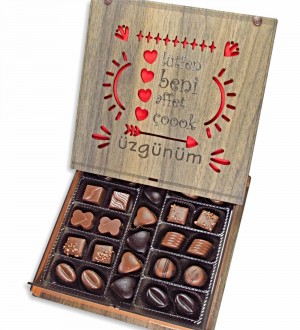 Özür Hediyesi Şık Çikolata Kutusu -Lütfen Beni Affet- Yazılı, İçten Bir Özrün En Lezzetli Hali Özür Hediyesi Şık Çikolata Kutusu -Lütfen Beni Affet- Yazılı, İçten Bir Özrün En Lezzetli Hali