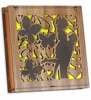 Kutulu Çikolata - Kavuşan Sevgililer Figürlü Tatlı Bir Hediye ile Birleşen Kalpler İçin Romantik ve Anlamlı Bir Seçim Kutulu Çikolata - Kavuşan Sevgililer Figürlü Tatlı Bir Hediye ile Birleşen Kalpler İçin Romantik ve Anlamlı Bir Seçim