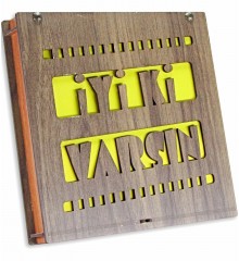 Kutulu Hediyelik Çikolata - İyiki Varsın Yazılı Spesiyal - Hayatınızda Özel Yeri Olanlara Lezzetli Bir Teşekkür