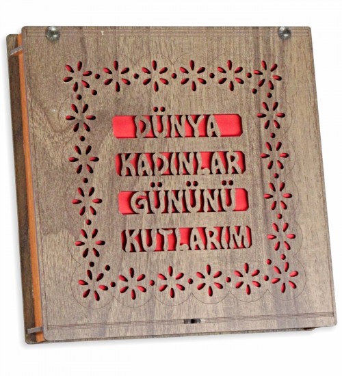 Dünya Kadınlar Gününü Kutlarım... Ahşap Kutulu Hediyelik Çikolata Dünya Kadınlar Gününü Kutlarım... Ahşap Kutulu Hediyelik Çikolata