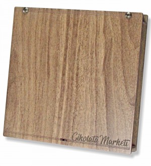 Ahşap Kutulu Hediyelik Çikolata - Lezzetli ve Özel Tasarım! - Hem Göz Alıcı Hem Damakta Kalan Bir Armağan Ahşap Kutulu Hediyelik Çikolata - Lezzetli ve Özel Tasarım! - Hem Göz Alıcı Hem Damakta Kalan Bir Armağan