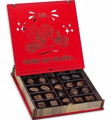 Sevgiliye Hediye Çikolata - Aşk Birlikte Yol Almaktır Yazılı, Duygulara Yol Arkadaşı Olan Lezzetli Bir Sürpriz