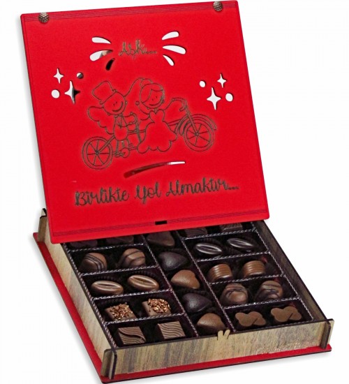 Aşk Birlikte Yol Almaktır Çikolata: Romantik Yolculuğunuzun Tatlı Sembolü! - Romantik Çikolata, Sevgiliye Hediye, Aşk Sözleri