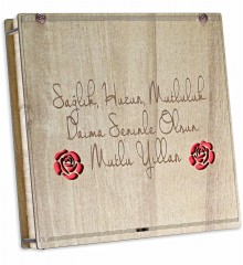 Doğum Günü Çikolatası - Mutlu Yıllar Mesajlı Ahşap Kutusuyla Kutlamalara Tatlı Bir Dokunuş