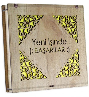 Şık Kutulu Hediyelik Çikolata -Yeni İşinde Başarılar- Yazısıyla Yeni Başlangıçlara Tatlı Bir Motivasyon Katın