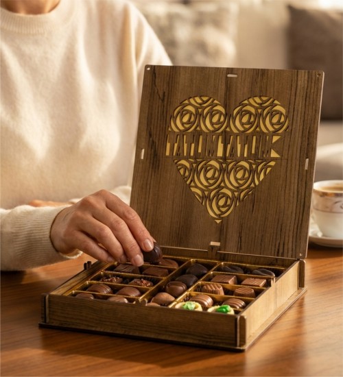 Kutulu Çikolata - Kalbinizi Isıtacak Lezzet Tatlım Tatlım Yazılı, Aşkı ve Lezzeti Aynı Kutuda Hissedin