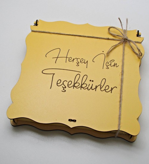 Her Şey İçin Teşekkürler Yazılı Ahşap Kutulu Hediyelik Teşekkür Çikolatası