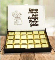 Kız İsteme Çikolatası - Kızınızı Almaya Değil Oğlunuz Olmaya Geldim Yazılı, Mizahi ve Anlamlı Sözüyle Kalpleri Kazanın Kız İsteme Çikolatası - Kızınızı Almaya Değil Oğlunuz Olmaya Geldim Yazılı, Mizahi ve Anlamlı Sözüyle Kalpleri Kazanın