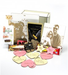 Hediye Sepeti - Always & Forever Romantik Sevgililer Günü - Aşkınızı Kutlamanın En Zarif ve Lezzetli Yolu Hediye Sepeti - Always & Forever Romantik Sevgililer Günü - Aşkınızı Kutlamanın En Zarif ve Lezzetli Yolu