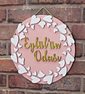 İsimli Kapı Süsü - Kalpli Tasarım Ahşap Kız Bebek/Çocuk Odası için Sevgi Dolu Bir Karşılama İsimli Kapı Süsü - Kalpli Tasarım Ahşap Kız Bebek/Çocuk Odası için Sevgi Dolu Bir Karşılama