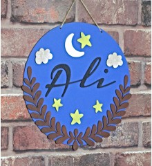 İsimli Ahşap Kapı Süsü - Erkek Bebek/Çocuk Odası İçin Mavi Tonlarıyla Huzurlu Bir Ortam Yaratın