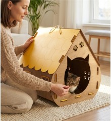 Kedi Evi - Hobbit Tarzı, Çift Renkli, Ahşap-Sarı Yaşam Alanı - Masalsı Bir Dokunuşla Kedinizin Dünyasını Güzelleştirin