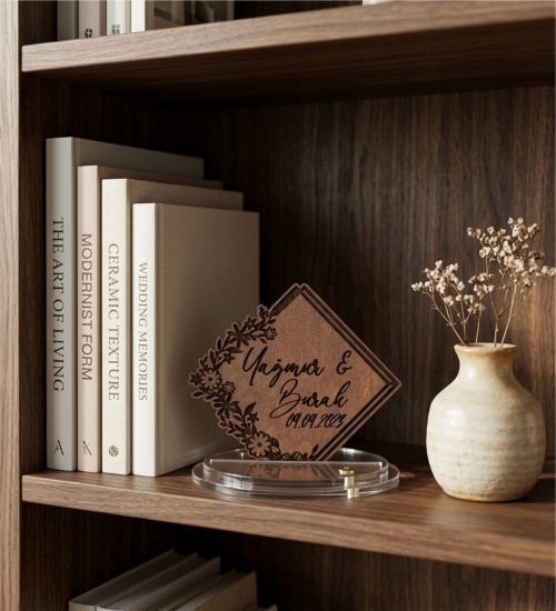 Ahşap Magnet - İsimli Tarihli Nikah Nişan Düğün Kına Model 1 ile En Güzel Günlerinizi Zarif Bir Hatıraya Dönüştürün